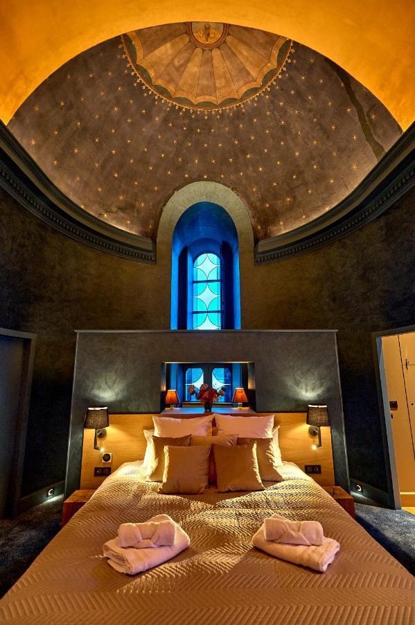 La Chapelle, Les Suites Du Palais, L'Unique 5 Etoiles De Nevers, Suite D'Exception, By Primo C0Nciergerie Екстер'єр фото