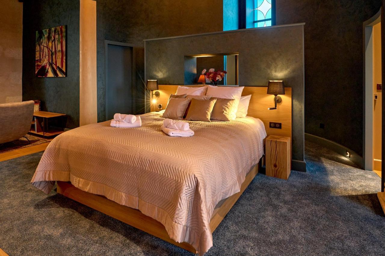 La Chapelle, Les Suites Du Palais, L'Unique 5 Etoiles De Nevers, Suite D'Exception, By Primo C0Nciergerie Екстер'єр фото